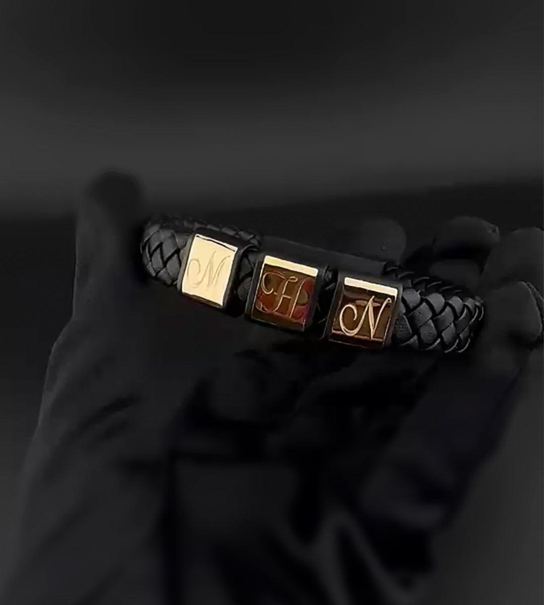Pulseras Personalizadas en Cuero y Oro 18K